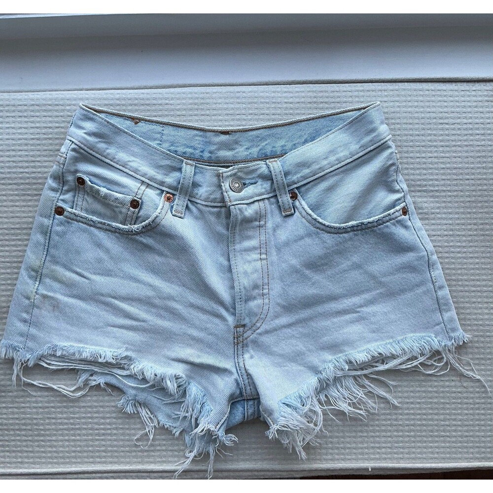 Levi’s 501 Original Cutoff Shorts Size 27 Light Wash Distressed Button Fly